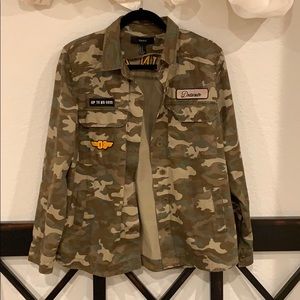 Forever 21 Army Shirt Jacket. Size M.